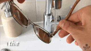 Clean the hinges of your spectacles or sunglasses